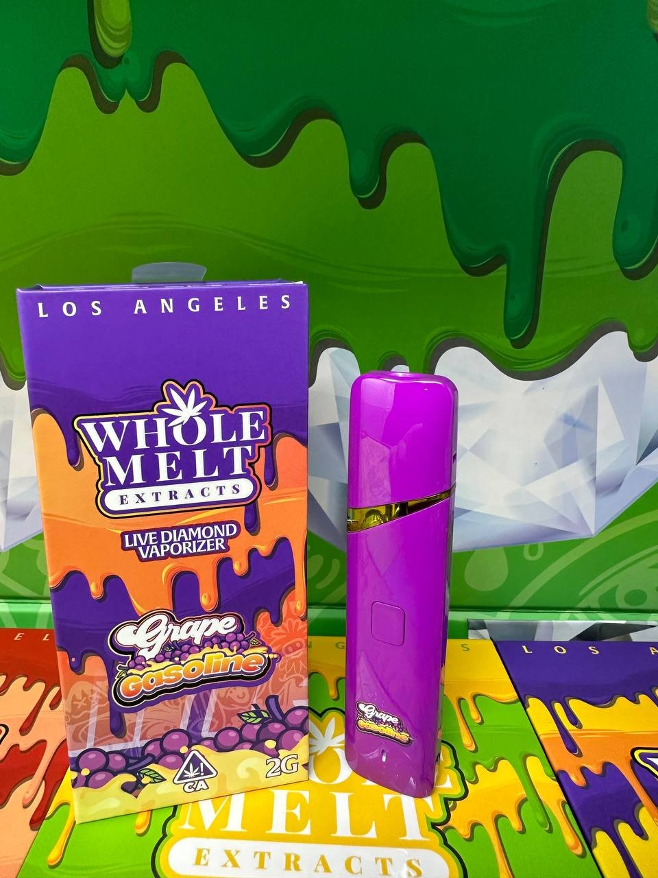 whole melt extracts 2g premium live diamonds disposable vaporizer.jpeg